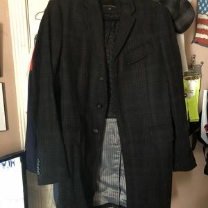Banana Republic Top Coat Size Medium. Black/Grey Plaid/Check. Casual/Dressy.